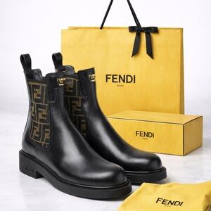 Authentic Fendi Filo Boots - Size 8 - Brand New - Dust Bag & Box -Made in Italy